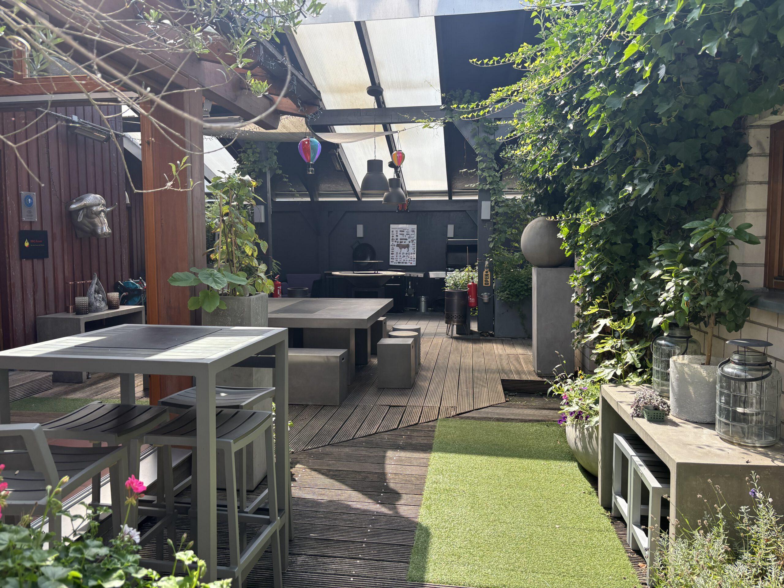 BBQ Raum in Hürth – Wintergarten und Terrasse